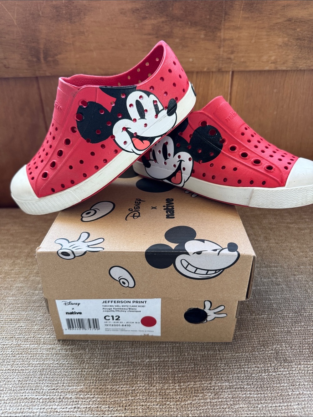 Native Jefferson Mickey Mouse water shoes size 12